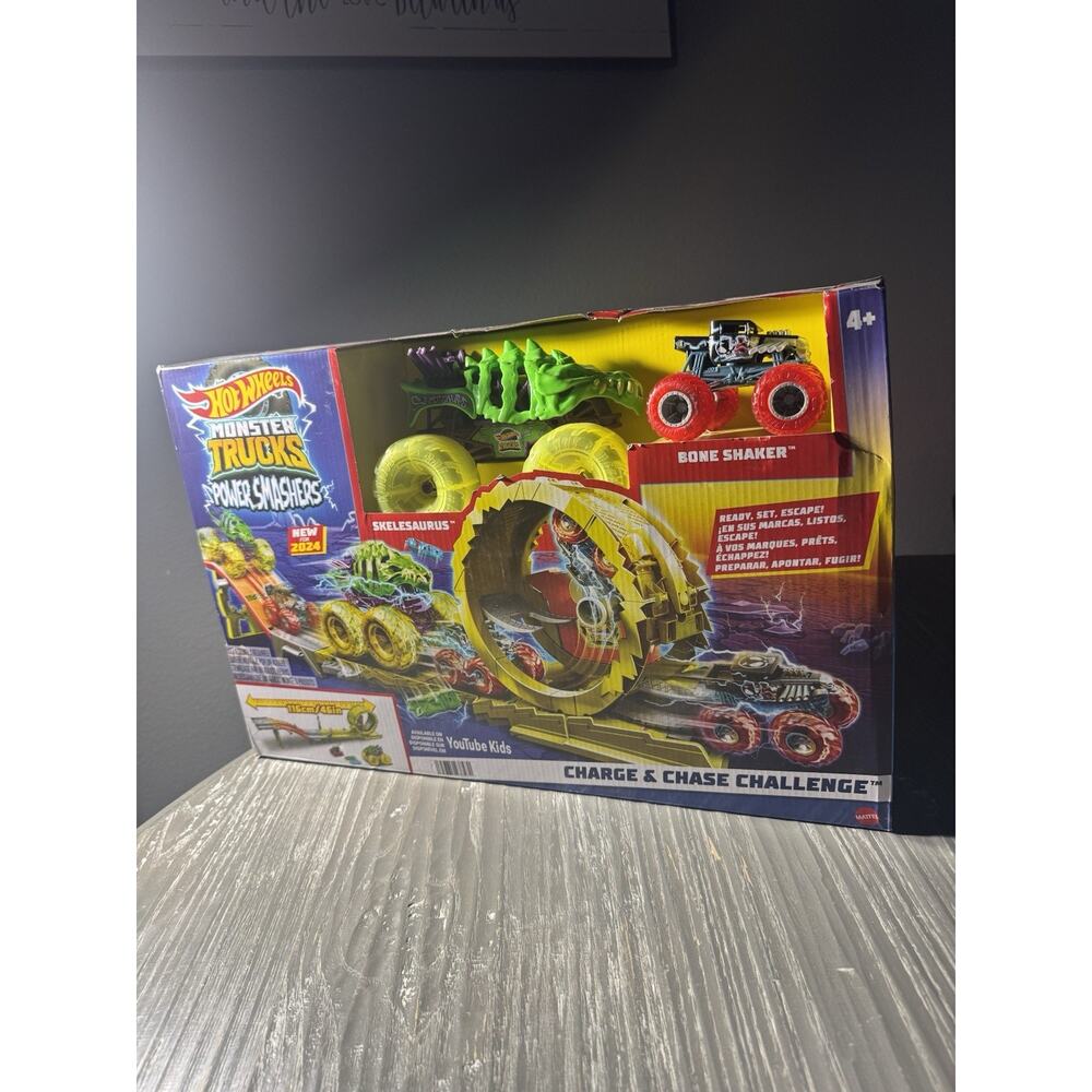 New Hot Wheels Monster Trucks Glow-in-Dark Epic Loop Challenge Playset Toys Kids